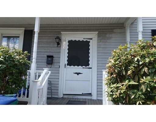 Primary Photo - 125 Nesmith St