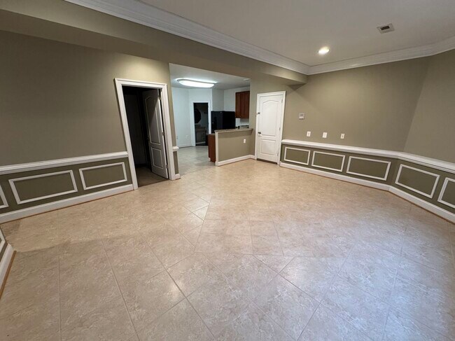 Foto del edificio - 6608 Edsall Rd