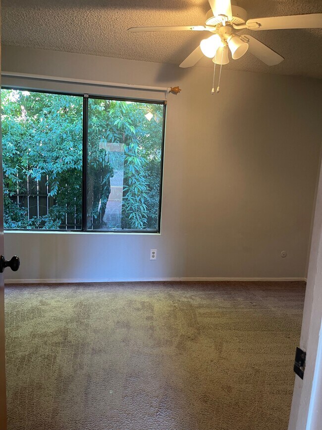 Foto del edificio - 750 Chorro St