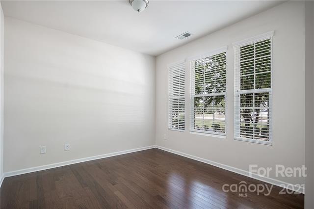 Building Photo - 18452 W Catawba Ave