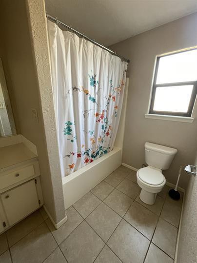 Foto del edificio - Cozy 1-Bedroom Haven on Friendship Ln - Yo...