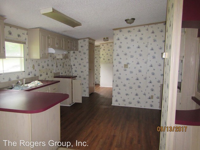Building Photo - 3 br, 2 bath House - 306 Red Hill Loop Rd