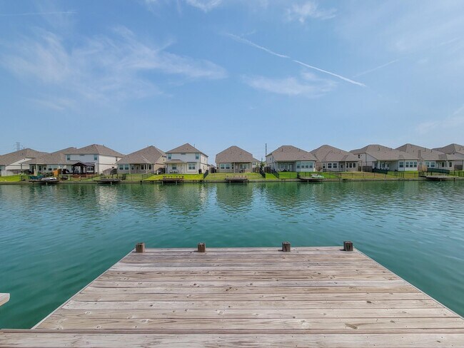 Building Photo - 24822 Adami Veduta Ct