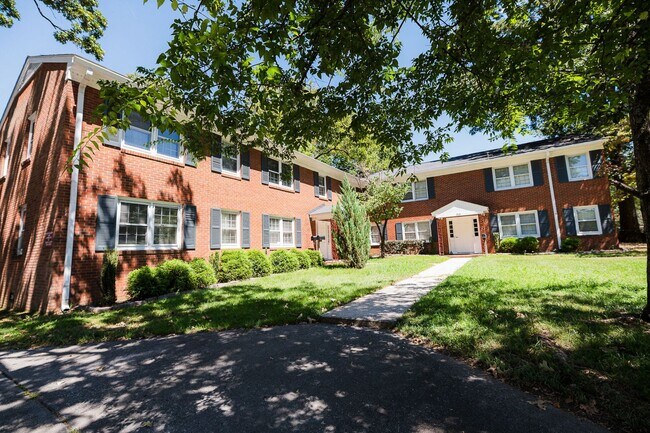 Foto del edificio - 315 S Mendenhall St