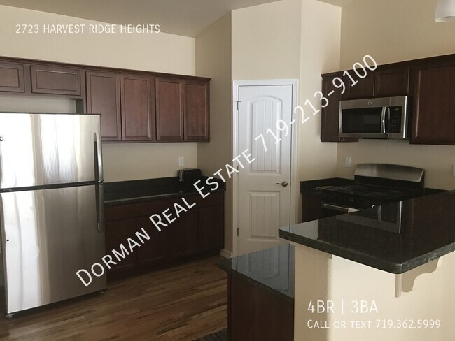 Foto del edificio - Immaculate newer town home!