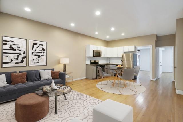 Foto del edificio - 4 bedroom in BROOKLYN NY 11210