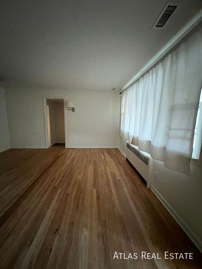 Foto del edificio - 5110 S Pearl St