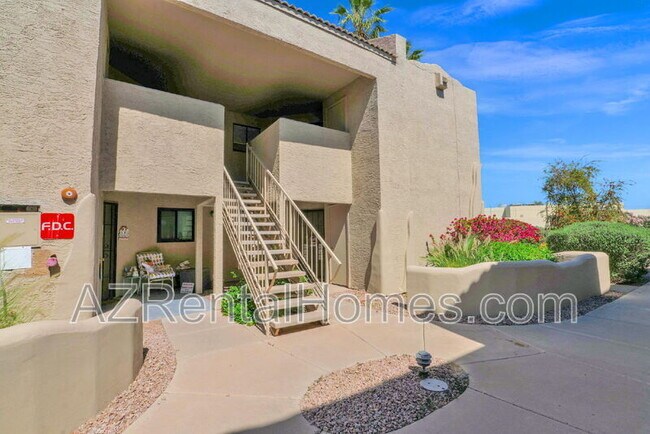 Foto del edificio - 8155 E Roosevelt St