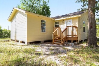 Building Photo - 4606 Antha St