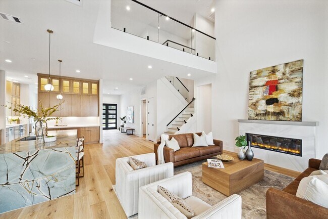 Building Photo - 8506 Westview Dr