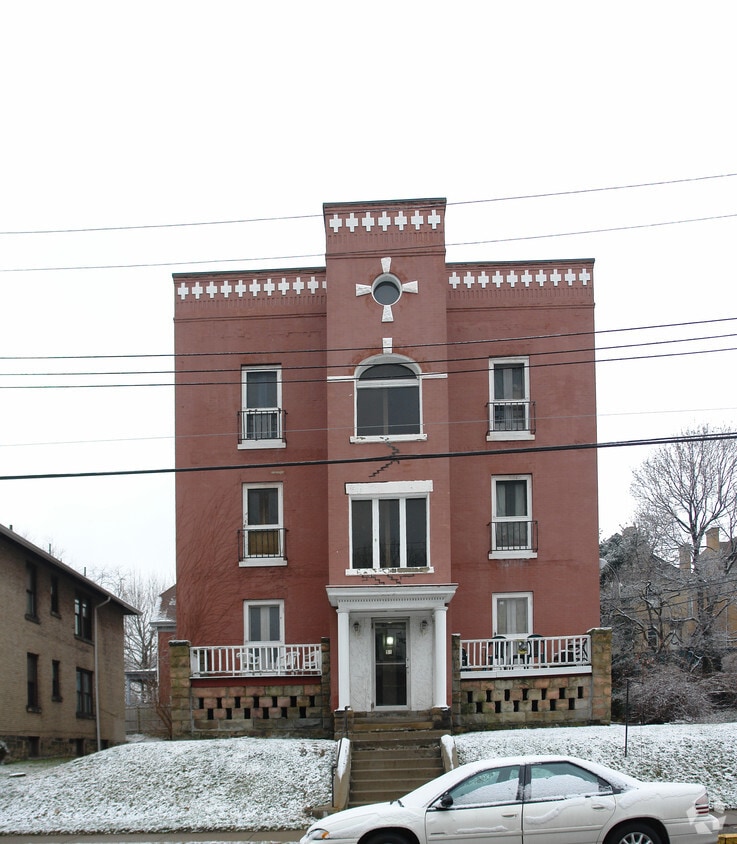 Building Photo - 51 Lincoln Ave