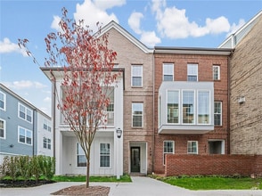 Building Photo - 207 Oliver Wy