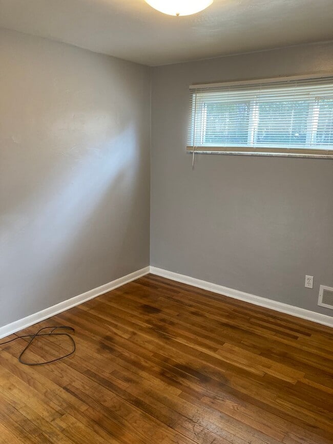 Foto del edificio - 3618 Baytree St