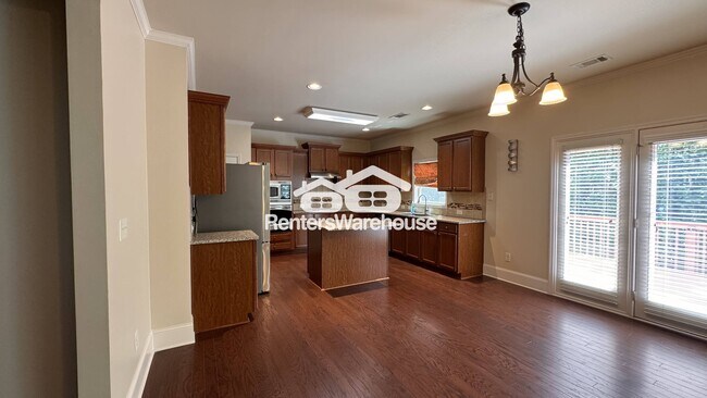 Foto del edificio - 5301 Cedar Mill Dr