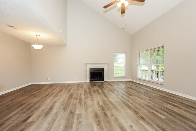 Foto del edificio - 3425 Country Way Rd