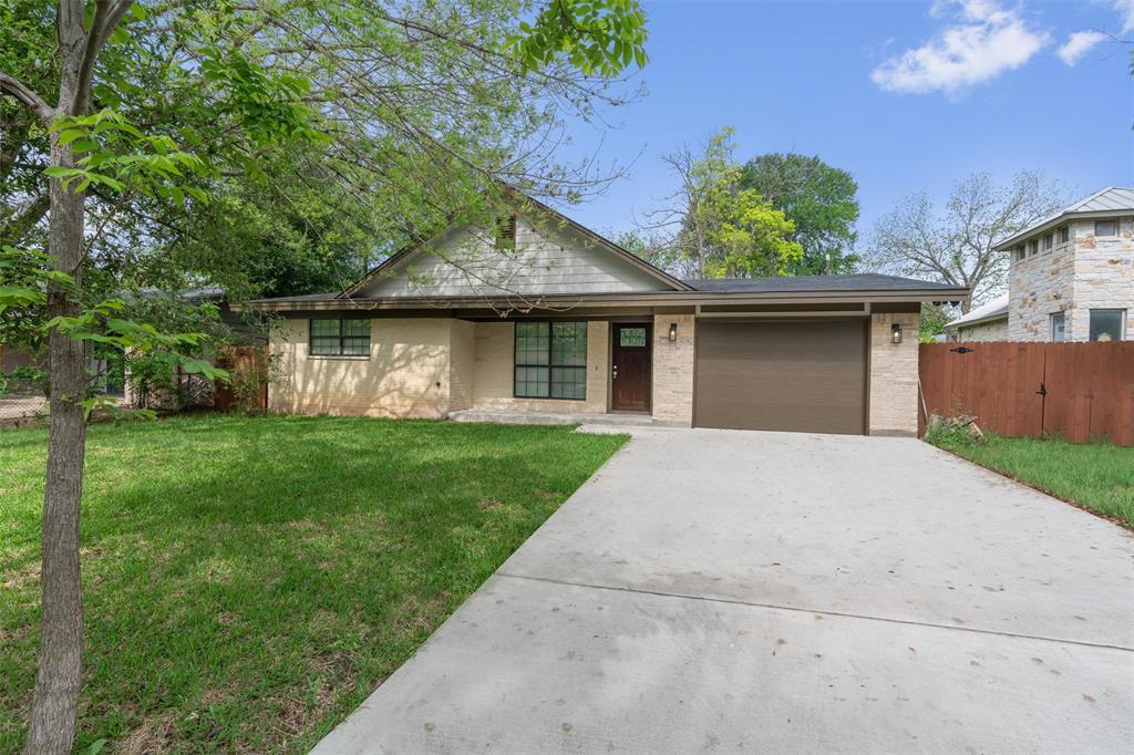 Primary Photo - 4904 Russet Hill Dr