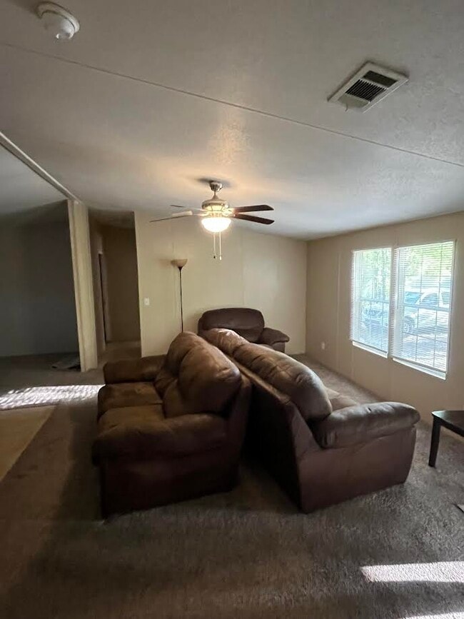 Building Photo - 9446 135th Dr