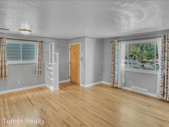 Foto del edificio - 3 br, 2 bath House - 5022 Perry Street