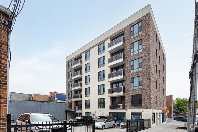 Foto del edificio - 32-65 107th St