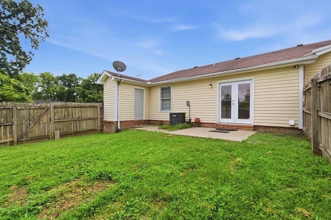 Building Photo - 7300 Weston Way Dr