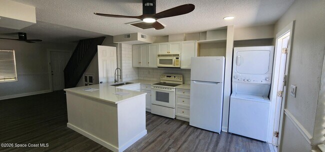 Building Photo - 55 Needle Blvd