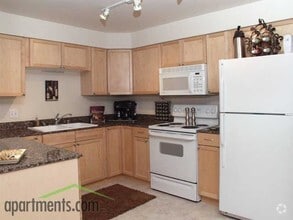 Interior Photo - Admirals Cove