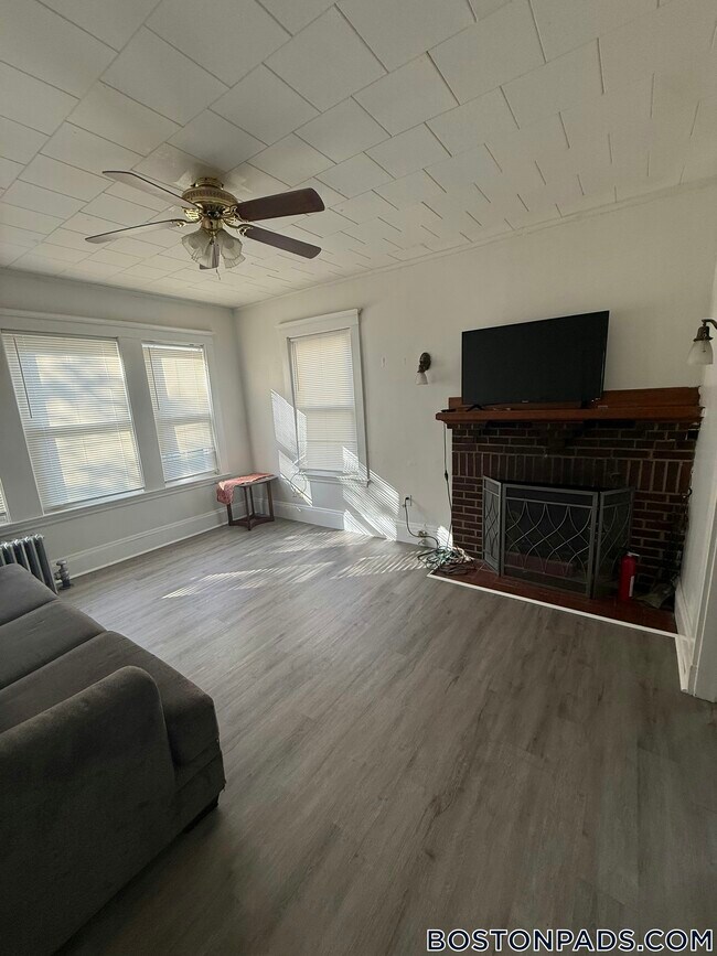 Foto del edificio - 63 Pinckney St