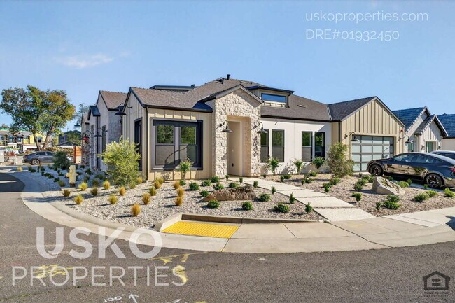 Building Photo - "Charming 2-Bedroom Retreat in Rocklin – Cozy 900 Sq Ft Home on Winding Lane!"