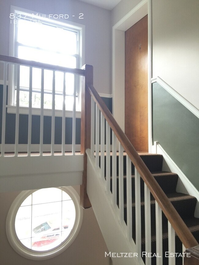 Building Photo - 837 Mulford St