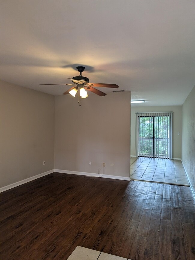 Building Photo - 1312 Nylic St