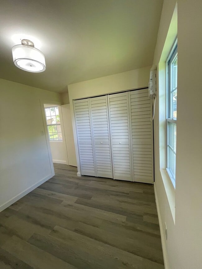 Foto del edificio - 1138 Olive St