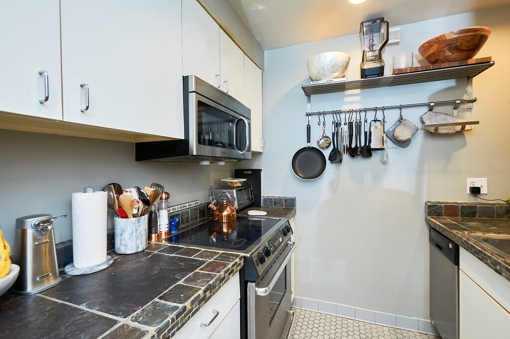 Foto del edificio - 18 E Springfield St