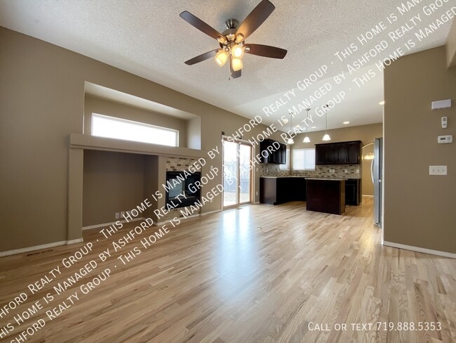 Building Photo - 6667 Snowy Range Dr