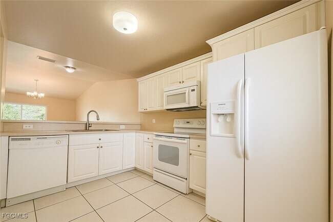 Foto del edificio - 4120 Skyline Blvd