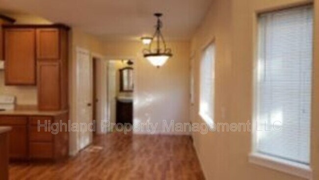 Foto del edificio - 1245 NE Williams St