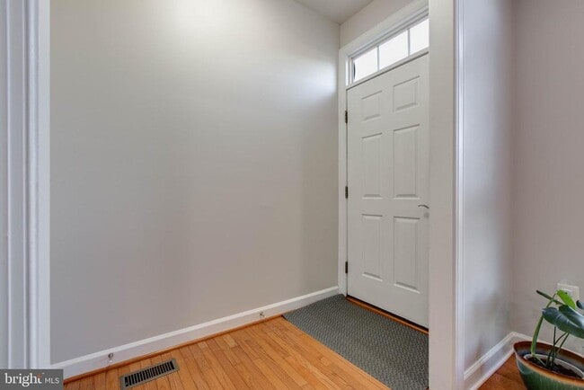 Building Photo - 1506 Penzance Way