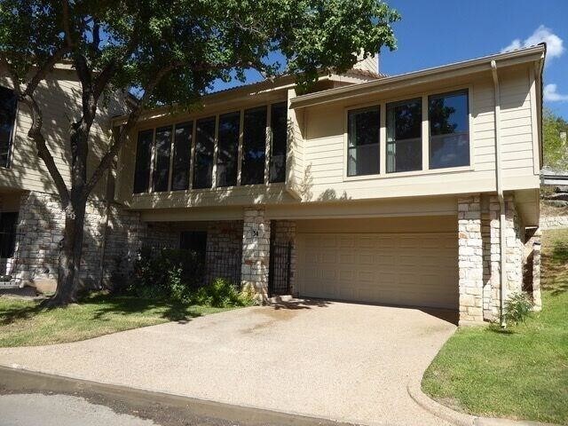Foto principal - 6820 Cypress Point N