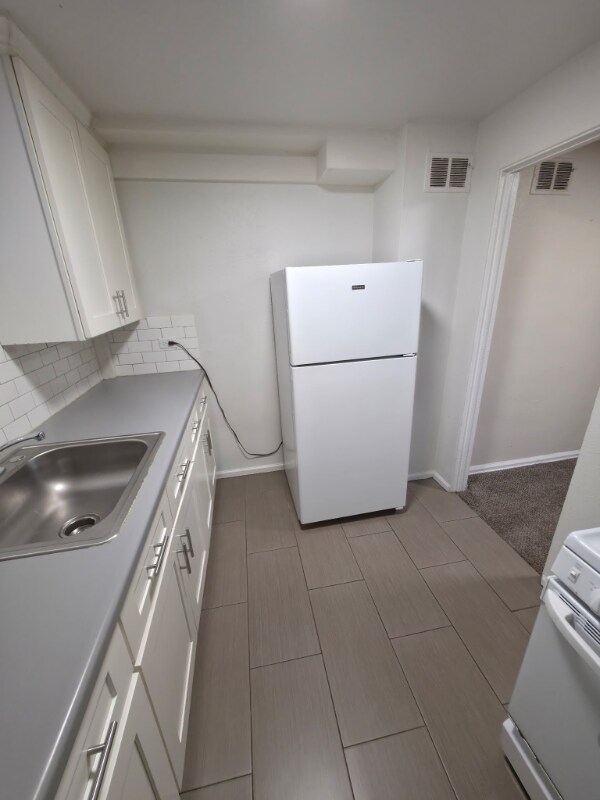 Foto del edificio - 2505 S University Blvd