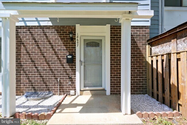 Building Photo - 18607 Tarragon Way
