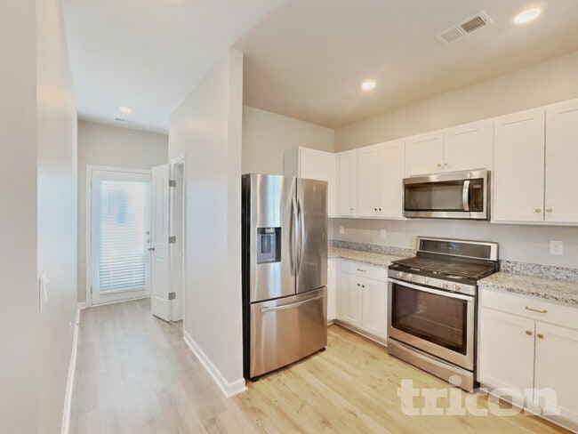 Building Photo - 1428 Ashfield Pl