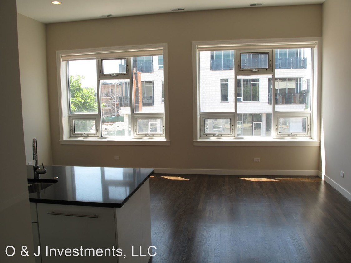 Foto principal - 1810 W Chicago Ave
