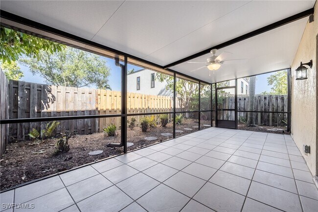 Foto del edificio - 11674 Pointe Cir