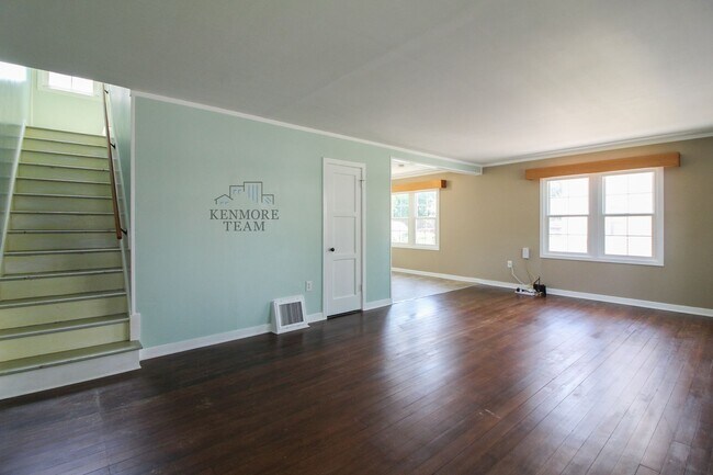 Building Photo - 3 Bedroom, 1 Bath 1800 sqft Duplex in Richland