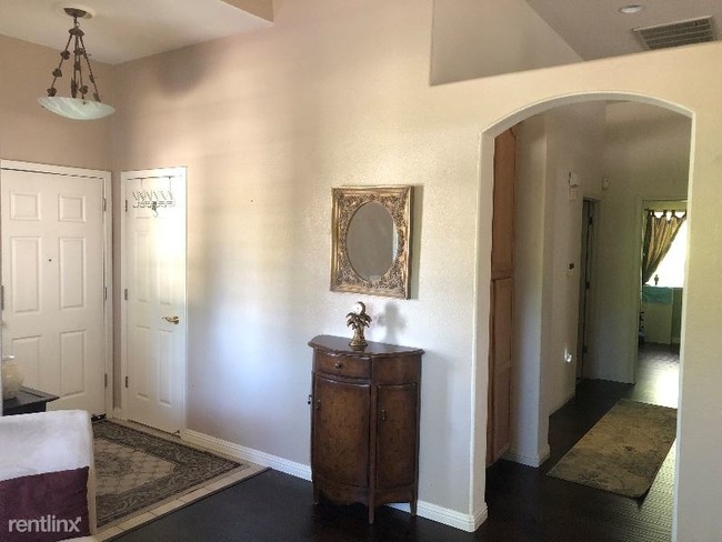 Building Photo - 3 br, 2 bath House - 204 Andalusian Way