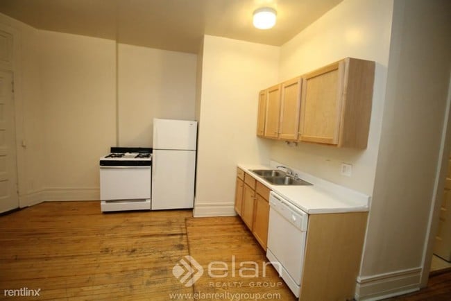 Building Photo - 3500 N Reta Ave