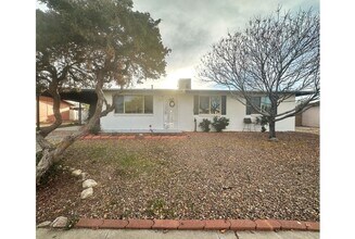Building Photo - 6768 E Lurlene Dr