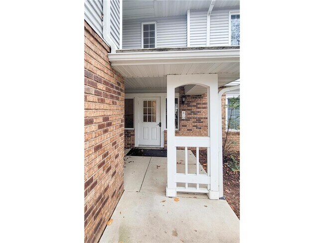 Foto del edificio - 3566 Blue Jay Way