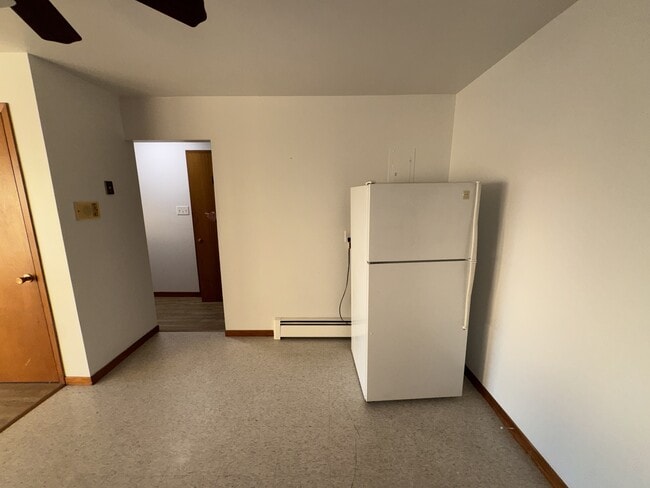 Building Photo - 162 McSweeney Ave