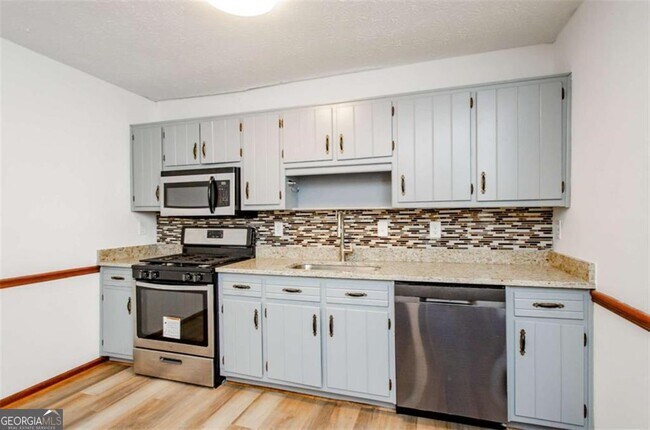 Foto del edificio - 2923 Bicentennial Dr SW