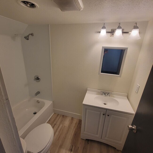 Foto del edificio - RENT SUX - 711 9TH ST